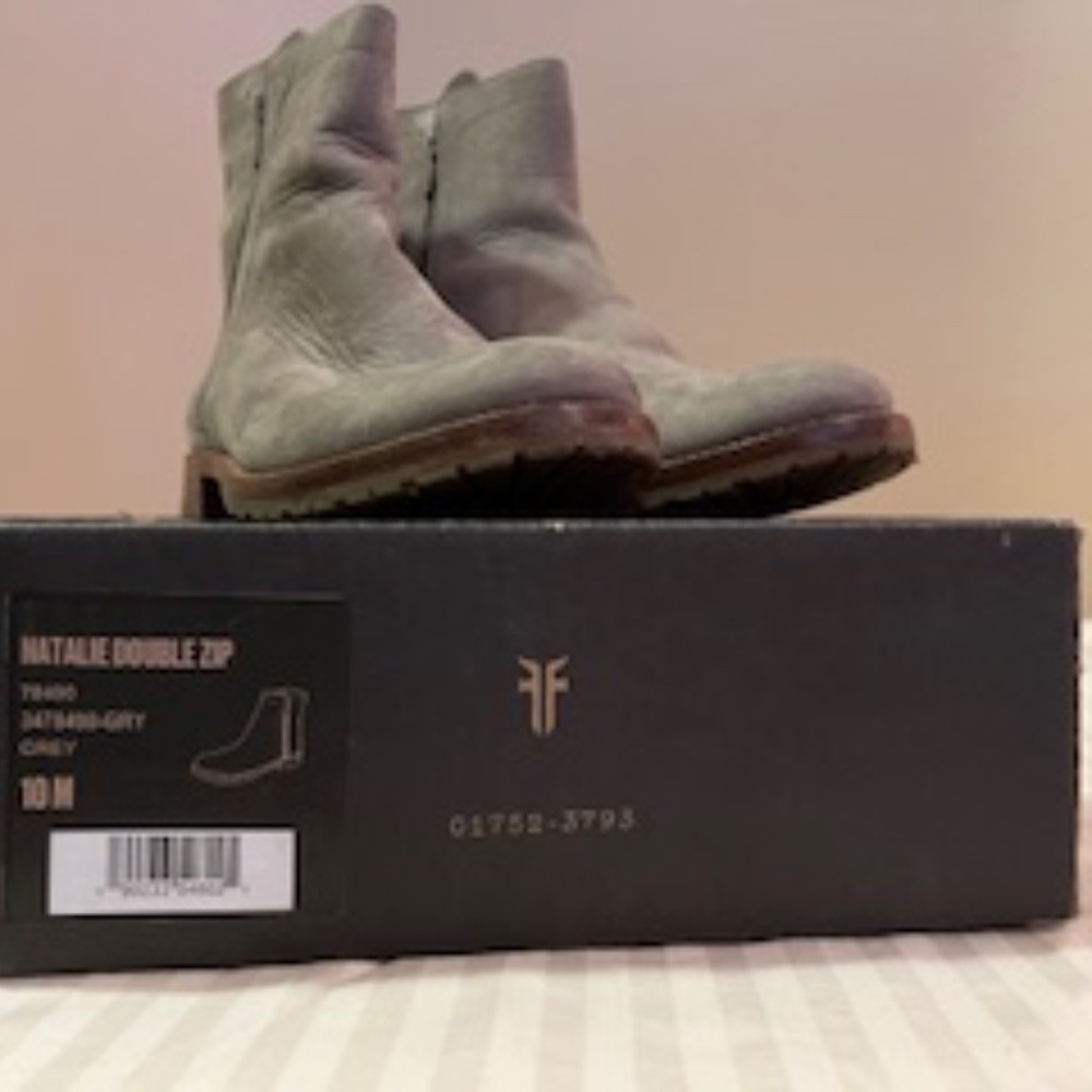 Frye Natalie Nubuck Double Zip Size 10 - Picture 8 of 9